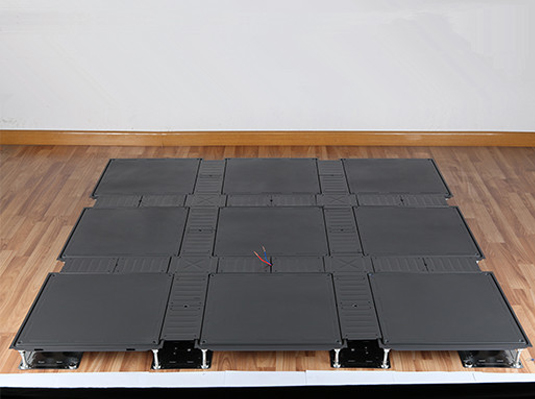 全鋼扣槽網(wǎng)絡(luò)地板2