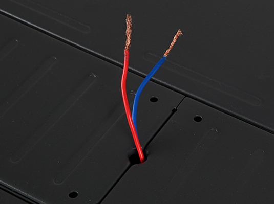 全鋼扣槽網(wǎng)絡(luò)地板1